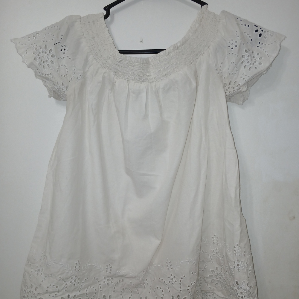 Old Navy White Eyelet Blouse